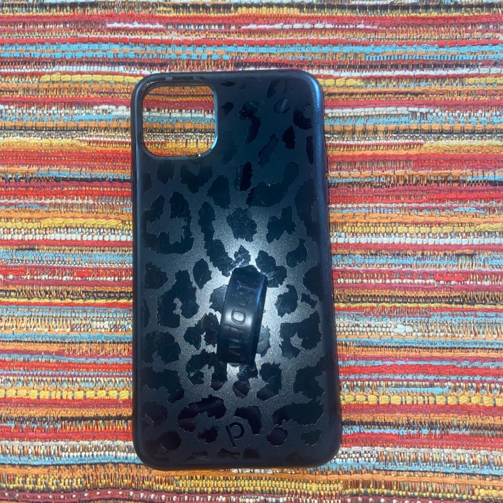 Black leopard loopy case iPhone 11 Pro Max
